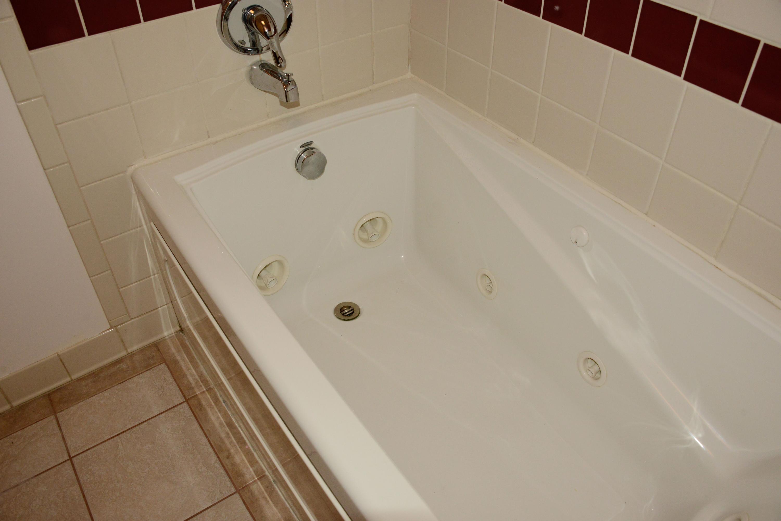 303 Mission Road Sault Ste. Marie, MI 49783 - Photo 37 of 97 Gallery Image 37