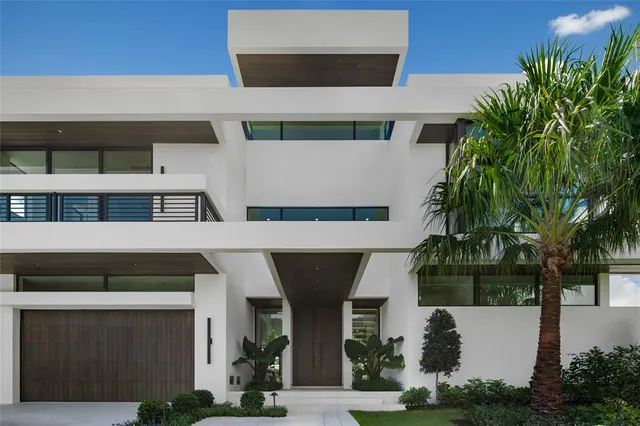 $7,695,000 | 1500 Southeast 14th Street, Fort Lauderdale, FL 33316