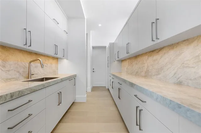 $7,695,000 | 1500 Southeast 14th Street, Fort Lauderdale, FL 33316