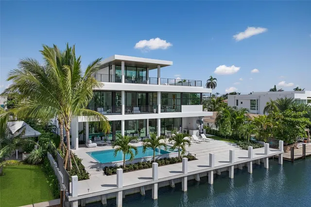 $7,695,000 | 1500 Southeast 14th Street, Fort Lauderdale, FL 33316