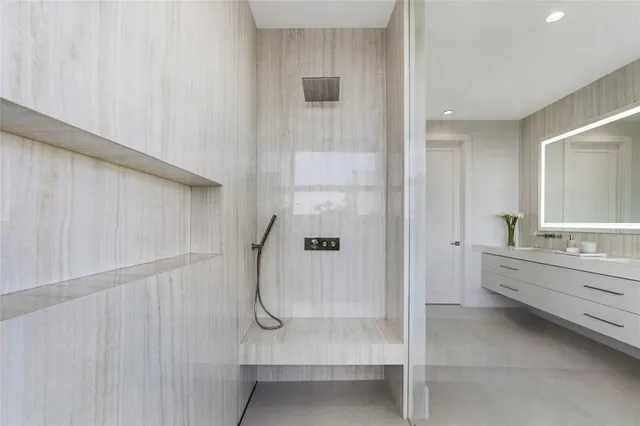 $7,695,000 | 1500 Southeast 14th Street, Fort Lauderdale, FL 33316