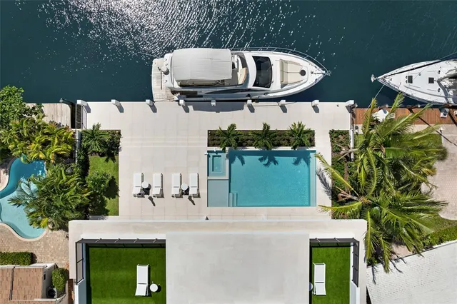 $7,695,000 | 1500 Southeast 14th Street, Fort Lauderdale, FL 33316