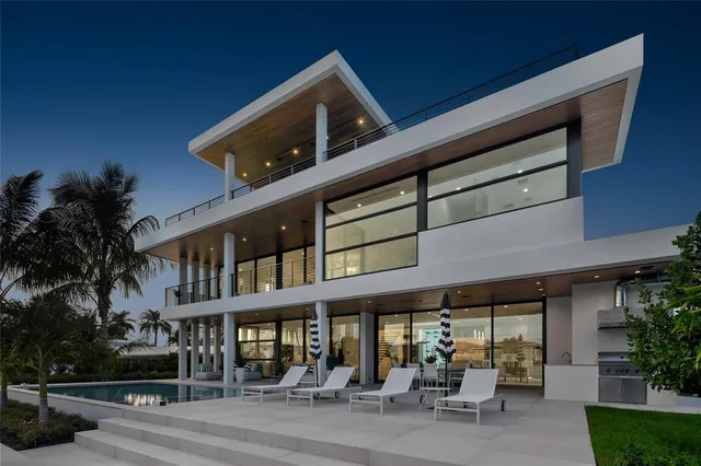 $7,695,000 | 1500 Southeast 14th Street, Fort Lauderdale, FL 33316