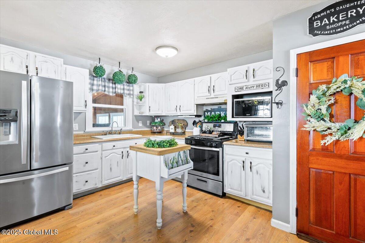 264 Starr Road Coeymans, NY 12143 - Photo 14 of 33 14-Kitchen