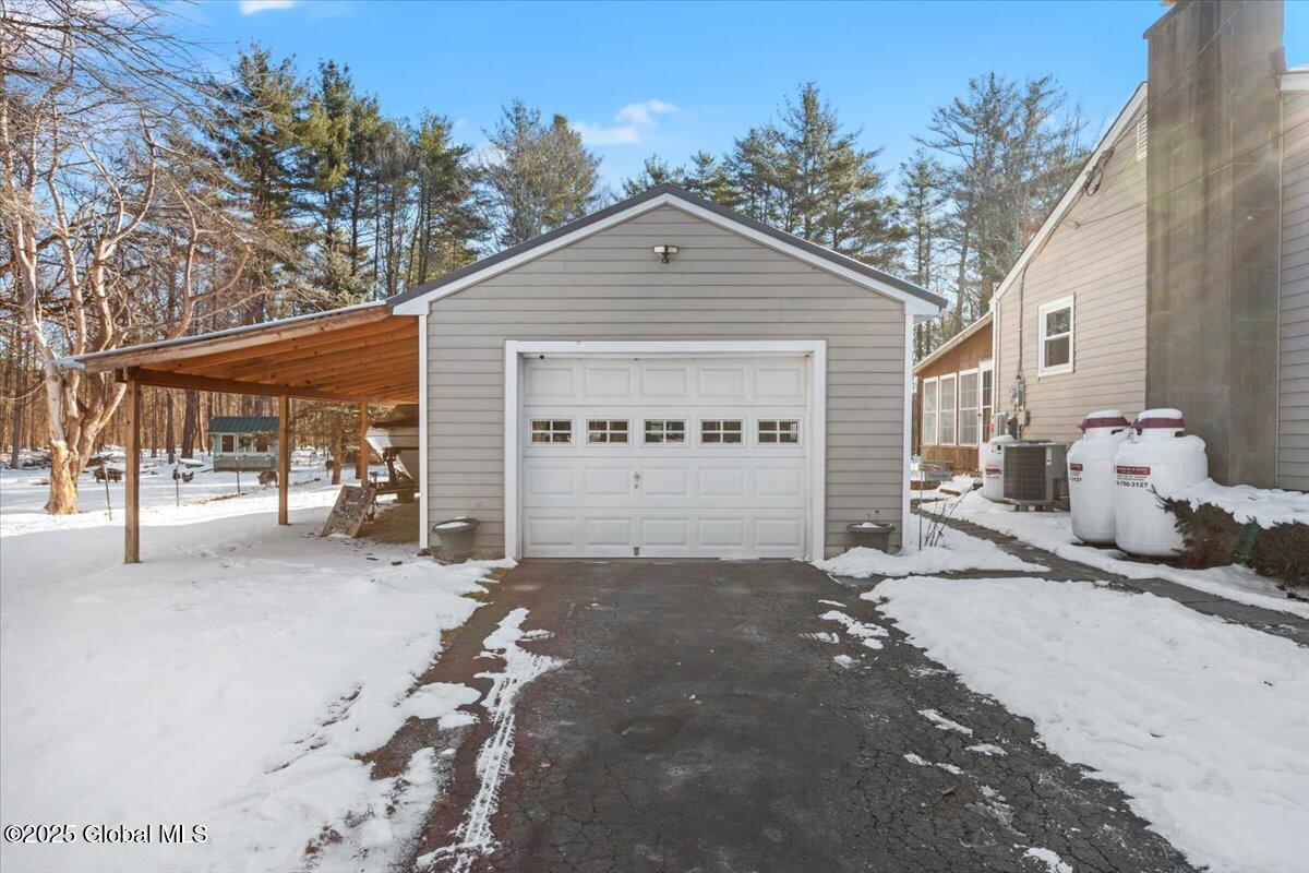 264 Starr Road Coeymans, NY 12143 - Photo 24 of 33 24-Garage
