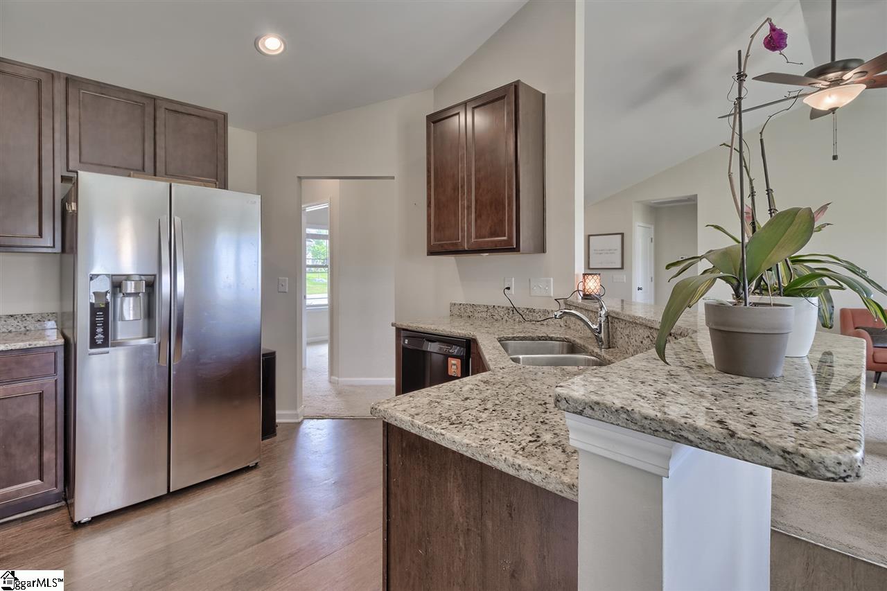 408 Basalt Court Easley, SC 29642 - Photo 13 of 36 Gallery Image 13