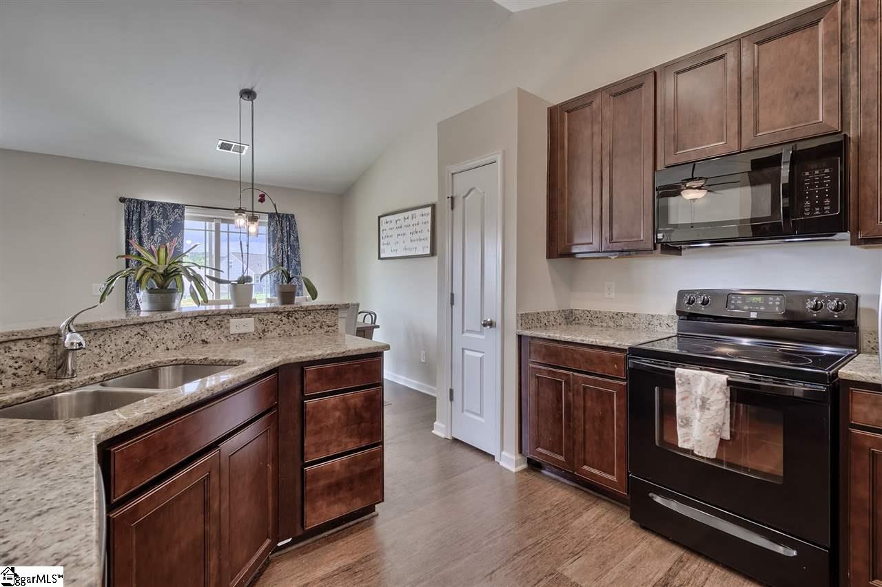 408 Basalt Court Easley, SC 29642 - Photo 15 of 36 Gallery Image 15