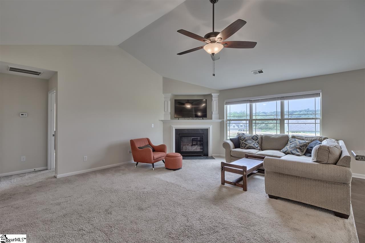 408 Basalt Court Easley, SC 29642 - Photo 16 of 36 Gallery Image 16