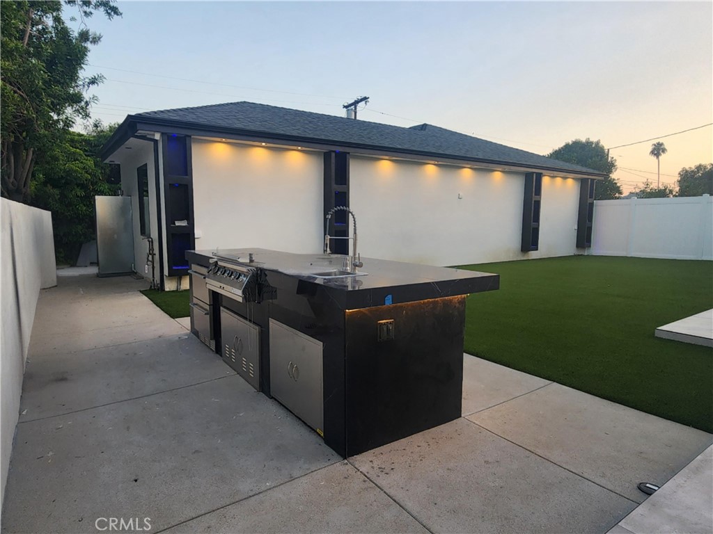 20522 Sherman Way Winnetka, CA 91306 - Photo 40 of 52