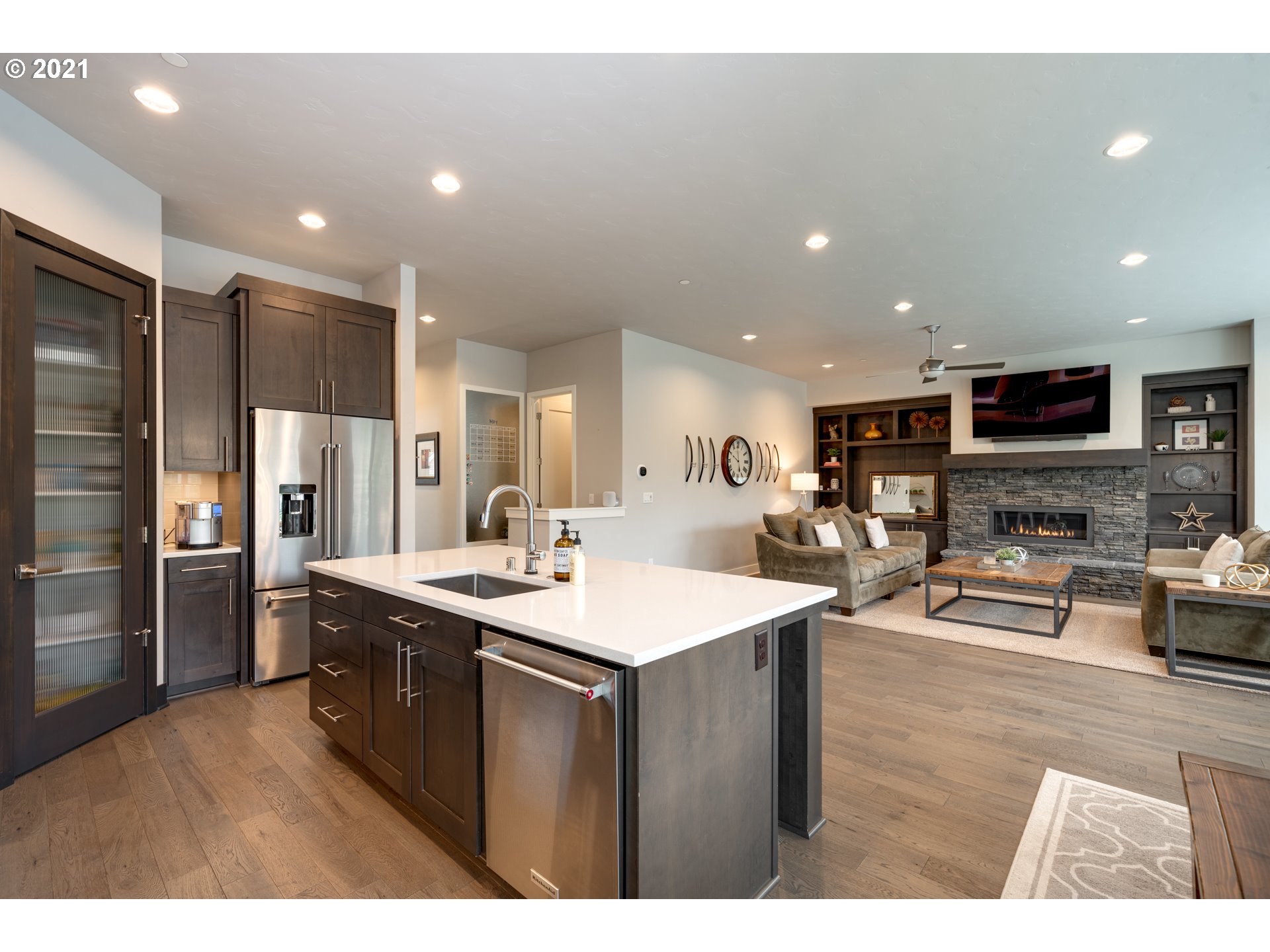 5783 Northwest Hood Loop Camas, WA 98607 - Photo 12 of 32 Gallery Image 12