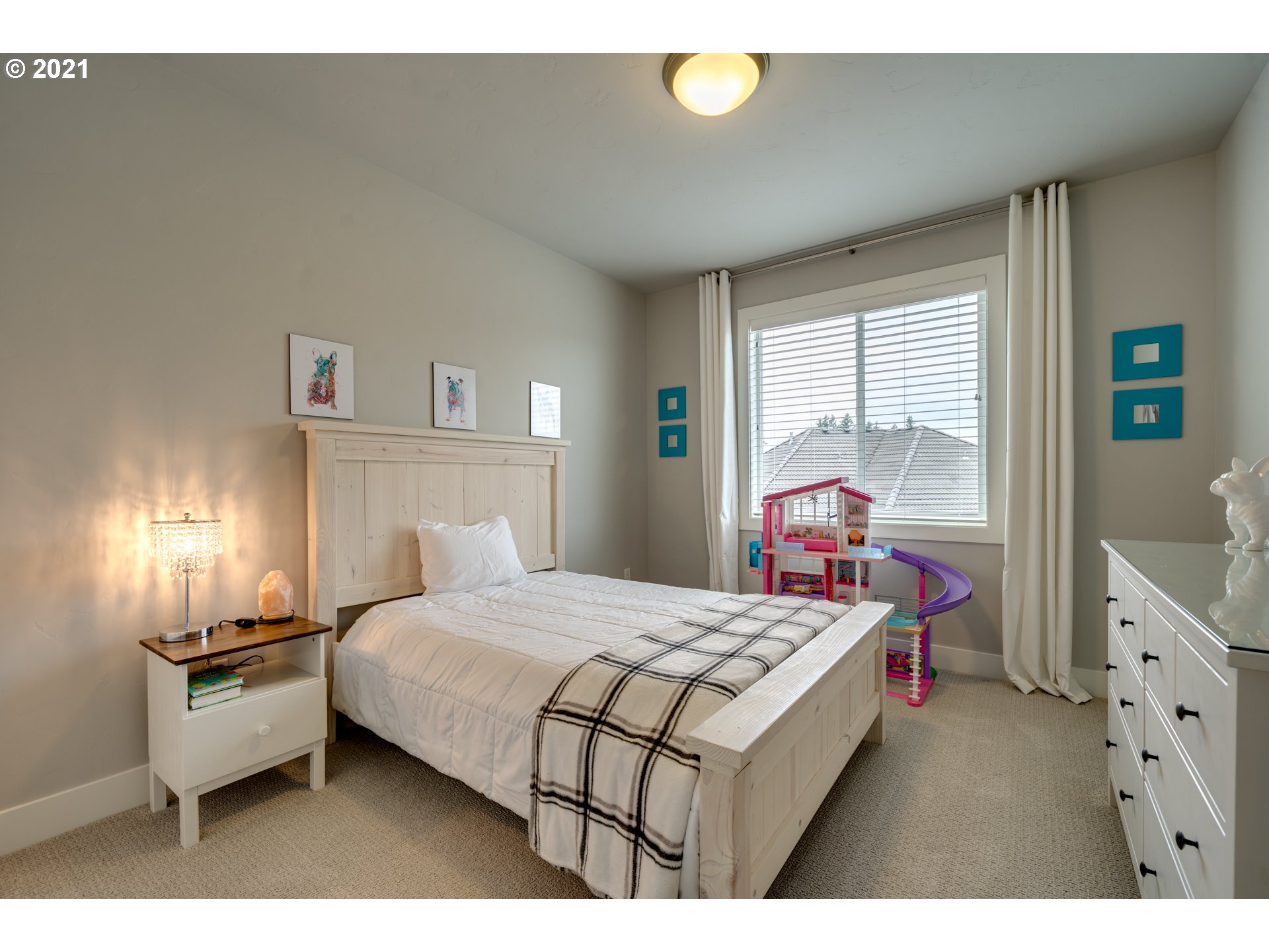 5783 Northwest Hood Loop Camas, WA 98607 - Photo 26 of 32 Gallery Image 26