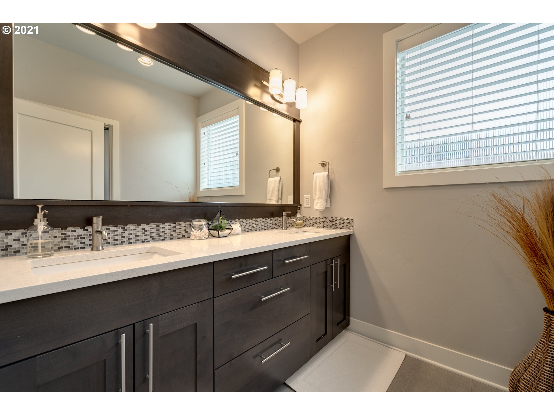 5783 Northwest Hood Loop Camas, WA 98607 - Photo 27 of 32 Gallery Image 27