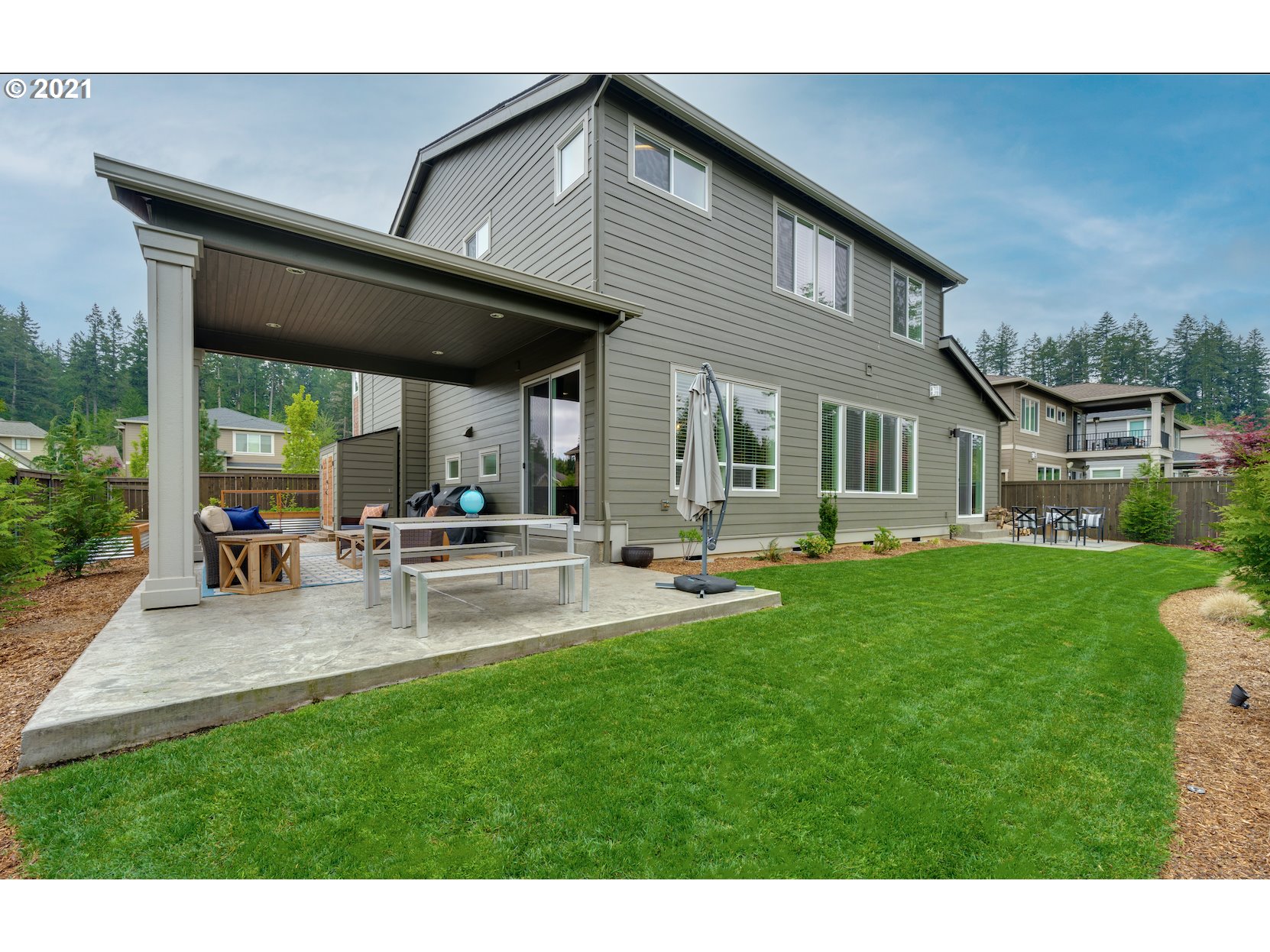 5783 Northwest Hood Loop Camas, WA 98607 - Photo 6 of 32 Gallery Image 6
