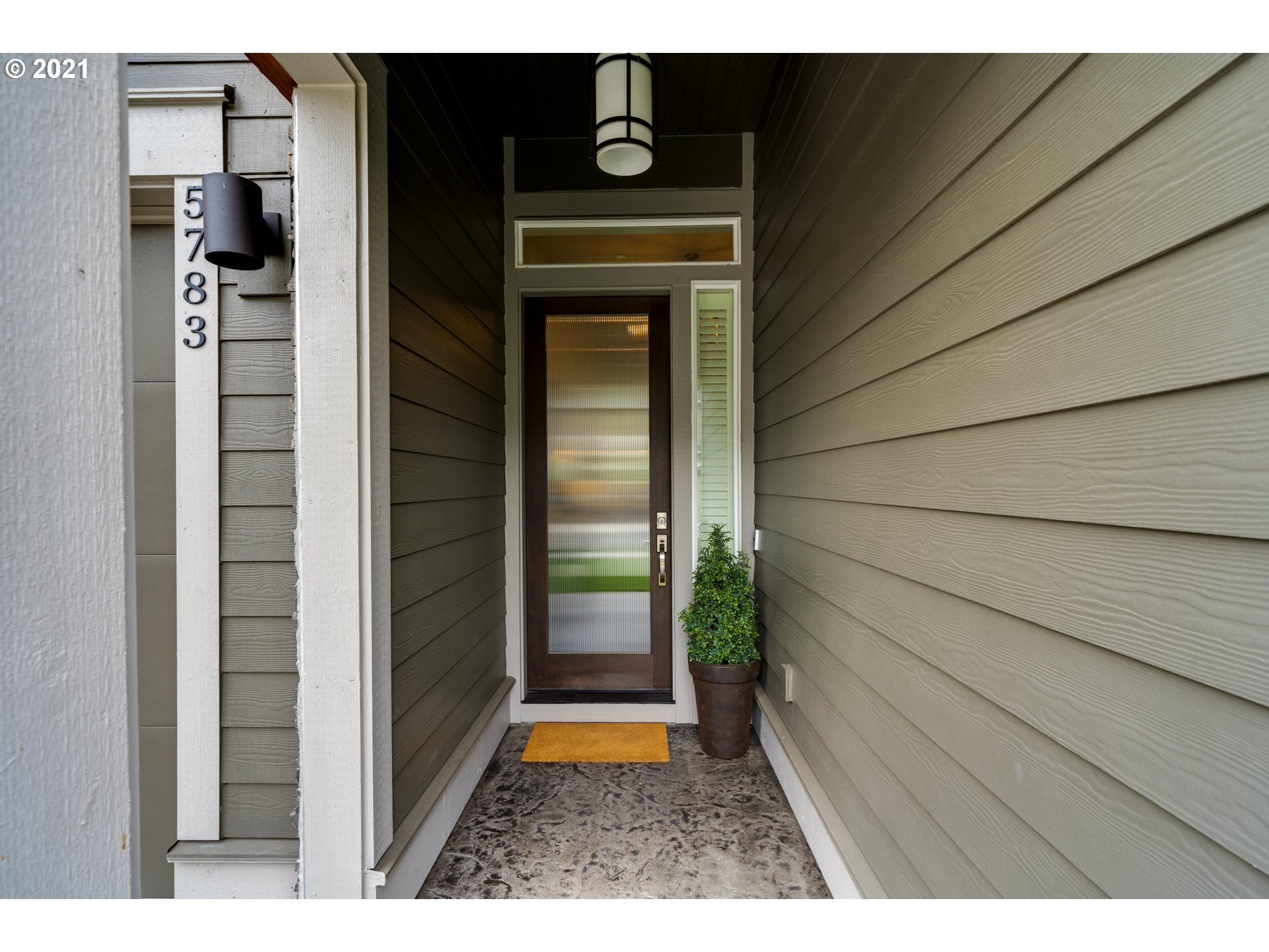 5783 Northwest Hood Loop Camas, WA 98607 - Photo 8 of 32 Gallery Image 8