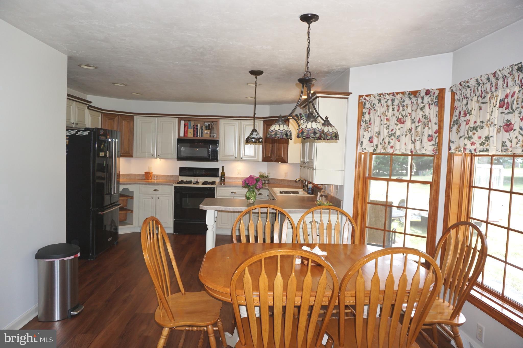 2918 Ridings Way York, PA 17408 - Photo 4 of 31 Gallery Image 4