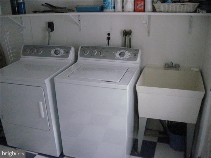 172 Pearl Croft Road Cherry Hill, NJ 08034 - Photo 11 of 25 Laundry Room