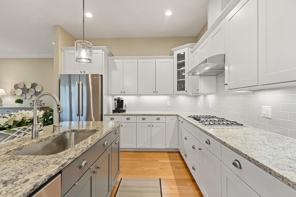 10 Canter Brook Lane, Unit 10 Hamilton, MA 01982 - Photo 17 of 38