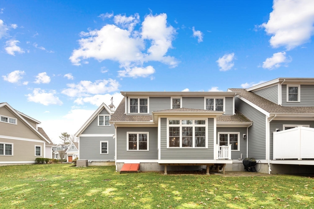 10 Canter Brook Lane, Unit 10 Hamilton, MA 01982 - Photo 35 of 38