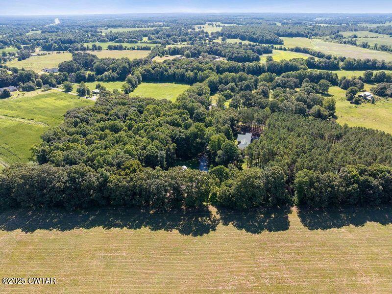 1273 Palmer Road Lexington, TN 38351 - Photo 37 of 62 a view of a city