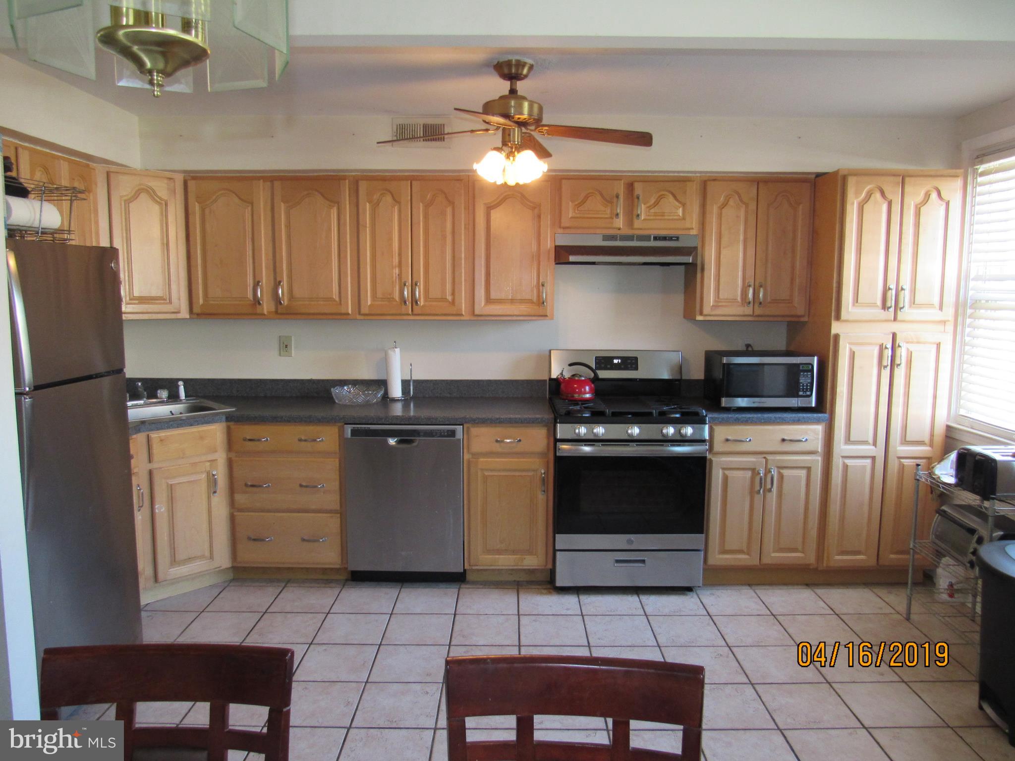 3016 Willits Road Philadelphia, PA 19136 - Photo 9 of 19 Kitchen