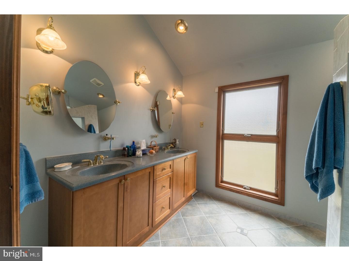 1275 Fennel Road Pennsburg, PA 18073 - Photo 14 of 25 Master Bathroom