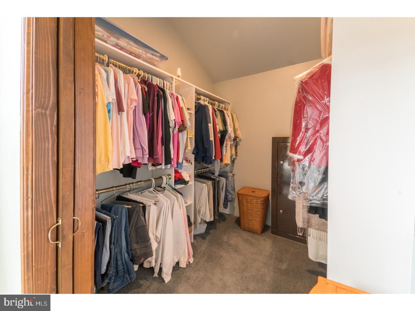 1275 Fennel Road Pennsburg, PA 18073 - Photo 17 of 25 Walk-in Closet