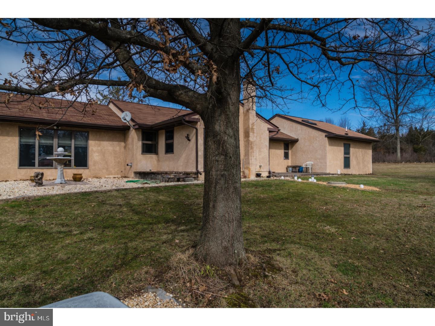 1275 Fennel Road Pennsburg, PA 18073 - Photo 4 of 25 Exterior Back