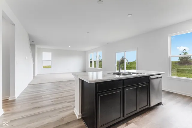 $379,999 | 349 North Post Oak Drive, Mooresville, IN 46158