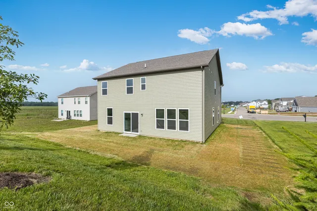 $379,999 | 349 North Post Oak Drive, Mooresville, IN 46158