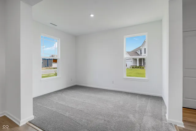 $379,999 | 349 North Post Oak Drive, Mooresville, IN 46158