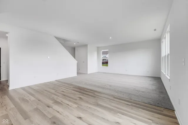 $379,999 | 349 North Post Oak Drive, Mooresville, IN 46158