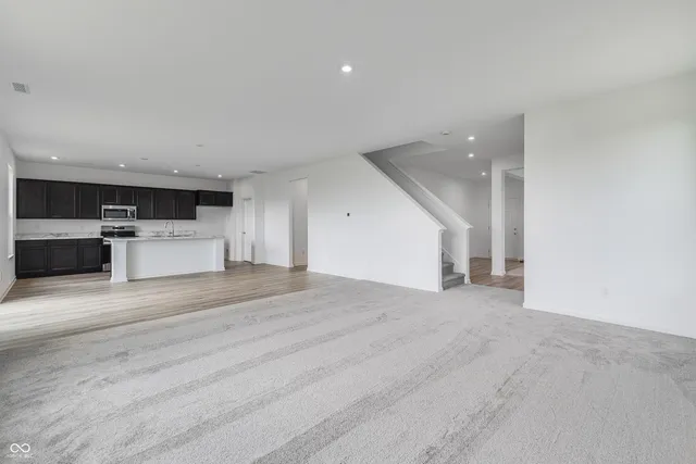 $379,999 | 349 North Post Oak Drive, Mooresville, IN 46158