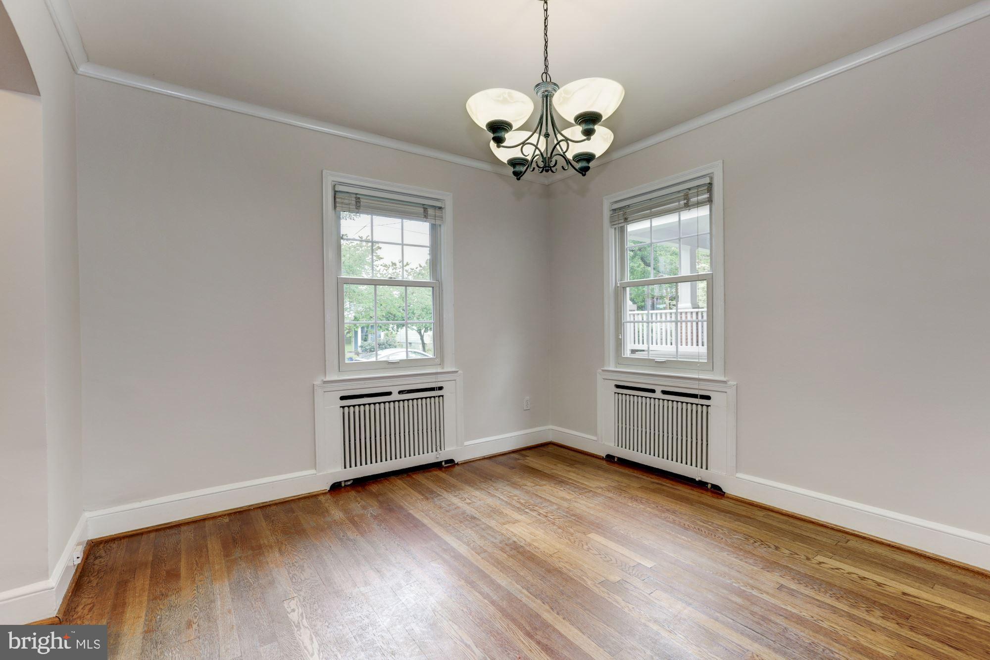 4933 47th Street Northwest Washington, DC 20016 - Photo 9 of 32