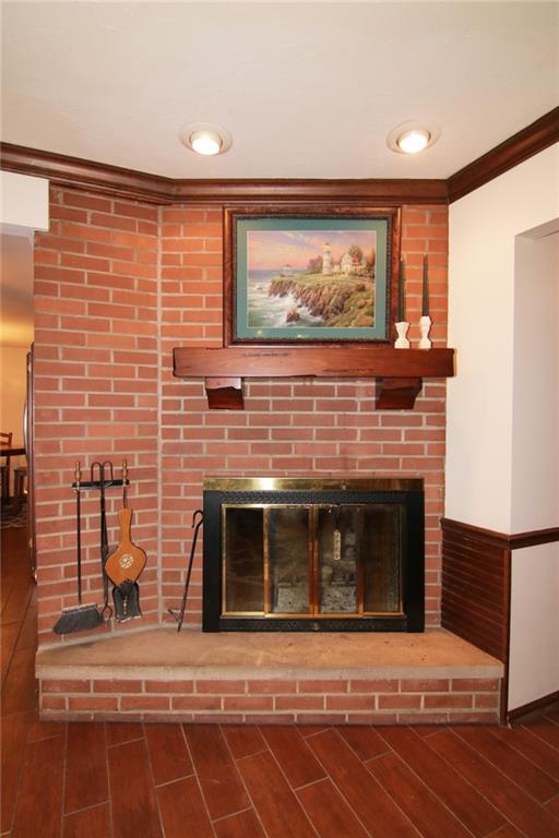 2044 Woodcrest Road Indianapolis, IN 46227 - Photo 16 of 36 Gallery Image 16