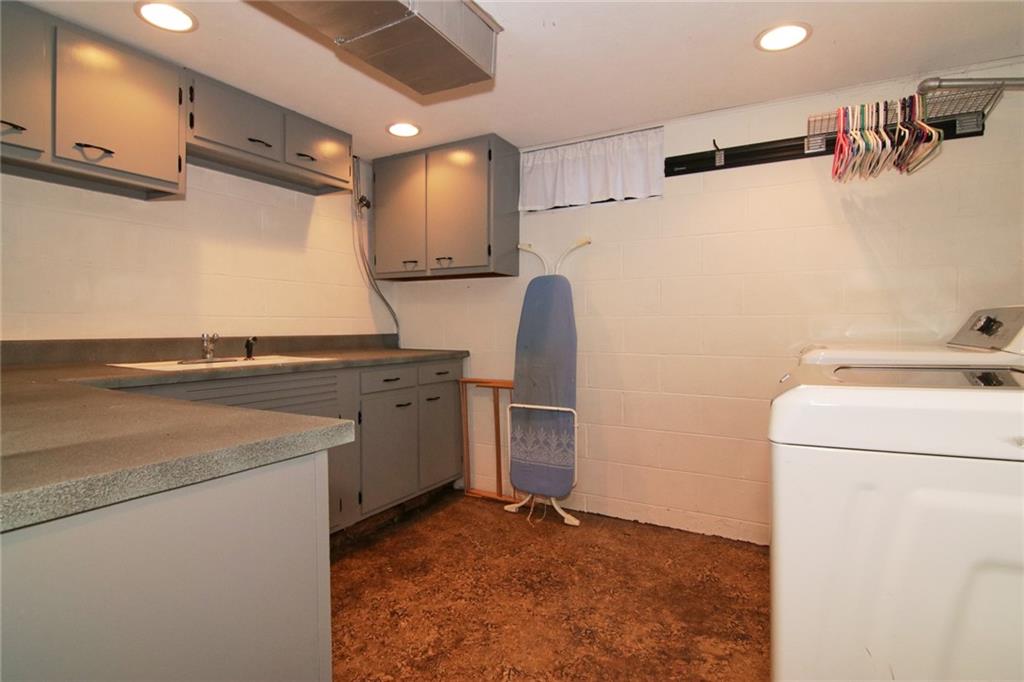2044 Woodcrest Road Indianapolis, IN 46227 - Photo 20 of 36 Gallery Image 20