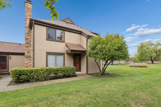 $3,000 | 1410 Fairfax Lane, Buffalo Grove, IL 60089