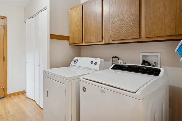 $3,000 | 1410 Fairfax Lane, Buffalo Grove, IL 60089