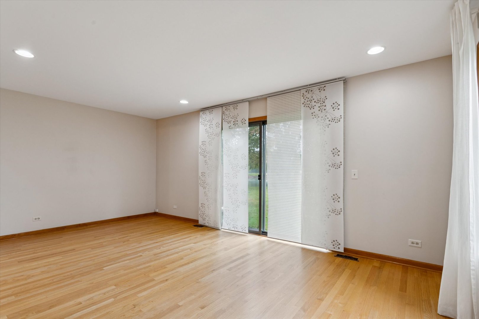 1410 Fairfax Lane Buffalo Grove, IL 60089 - Photo 17 of 32