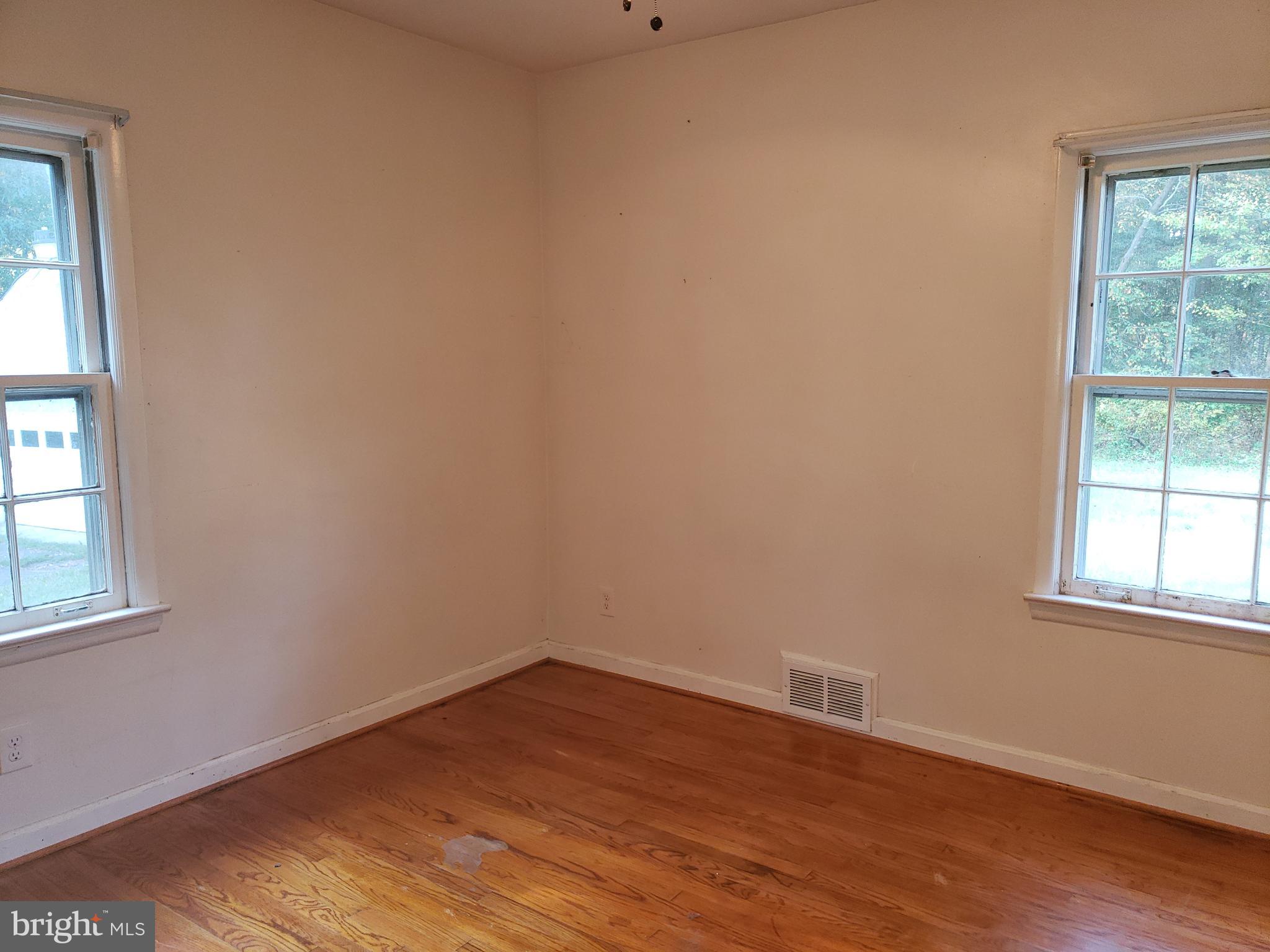5560 Germantown Road Midland, VA 22728 - Photo 17 of 41 Bedroom