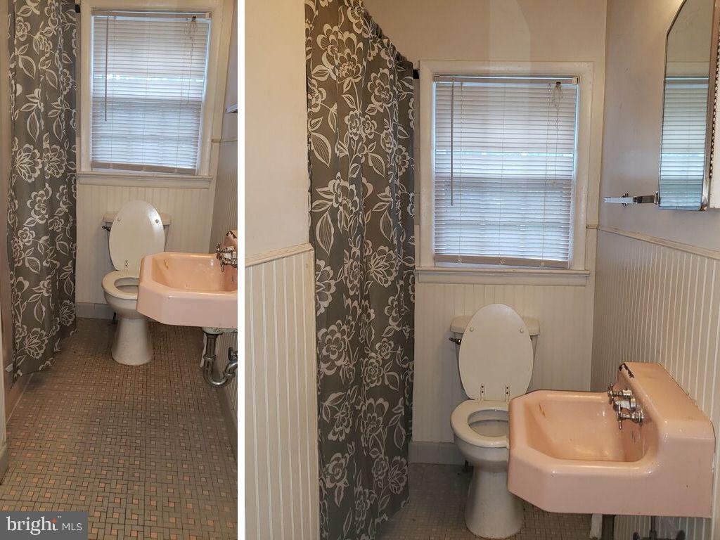 5560 Germantown Road Midland, VA 22728 - Photo 18 of 41 Full Bathroom w/ soaking tub