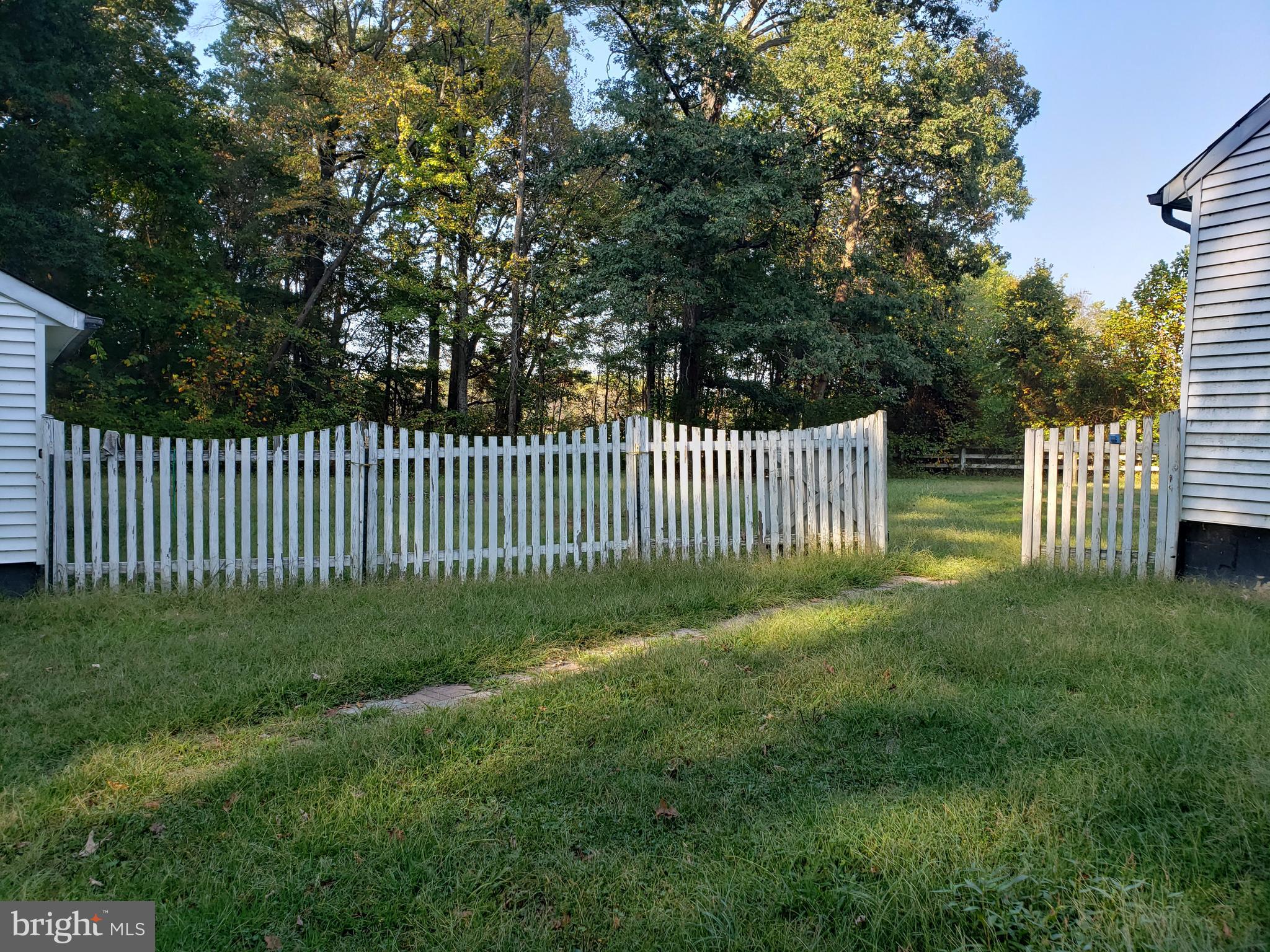 5560 Germantown Road Midland, VA 22728 - Photo 25 of 41 White Picket Fence