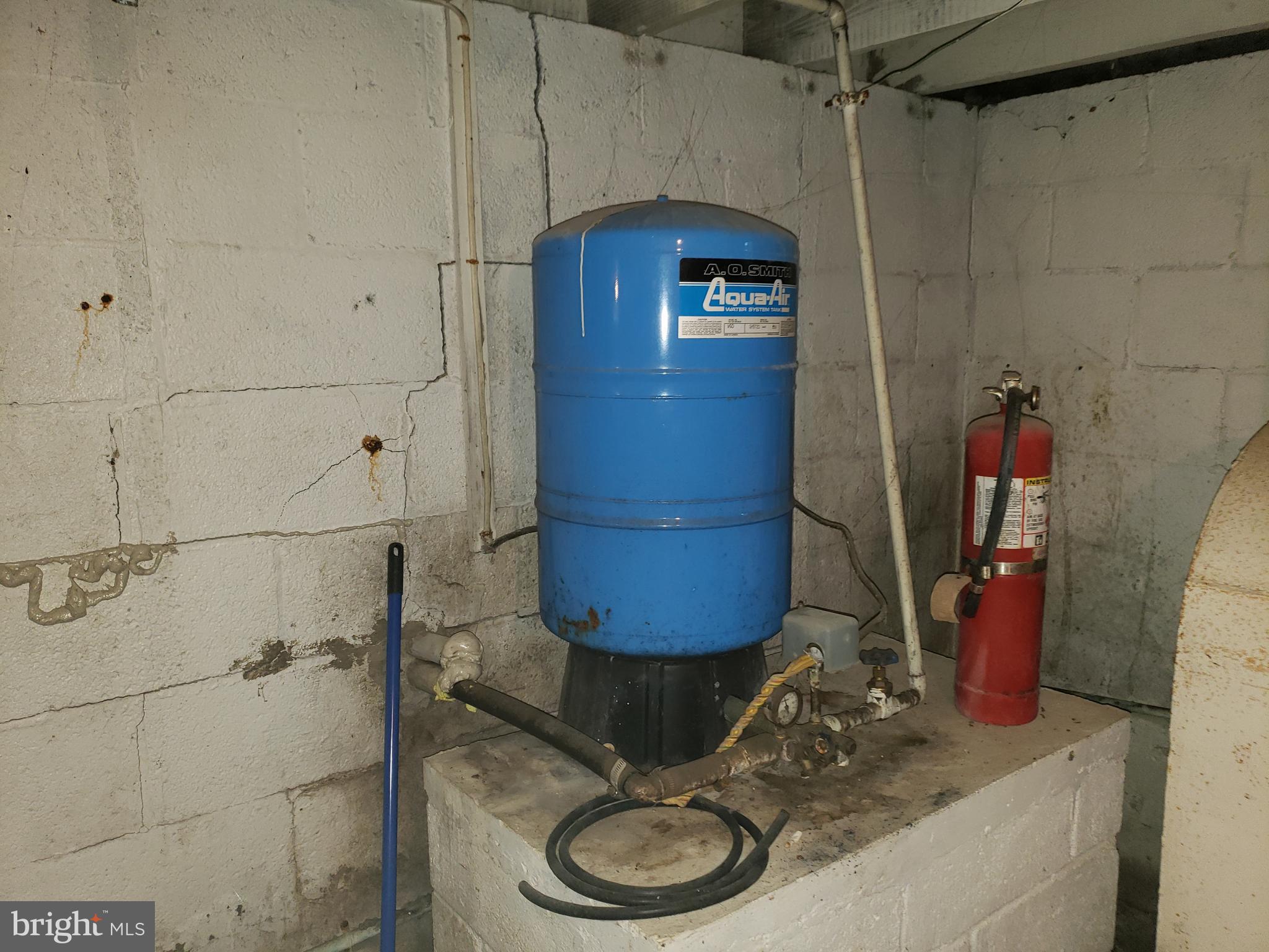 5560 Germantown Road Midland, VA 22728 - Photo 38 of 41 Well Pump