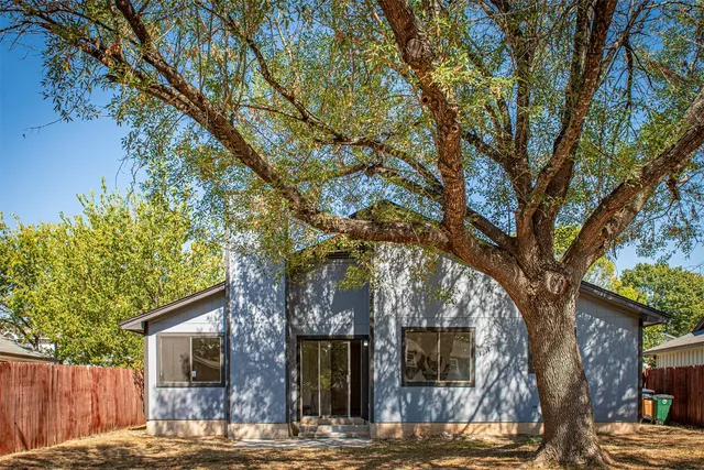 $307,900 | 1305 Dominique Drive, Austin, TX 78753