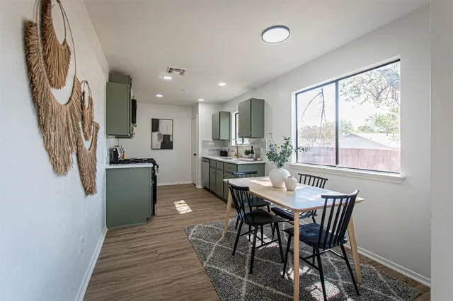 $307,900 | 1305 Dominique Drive, Austin, TX 78753