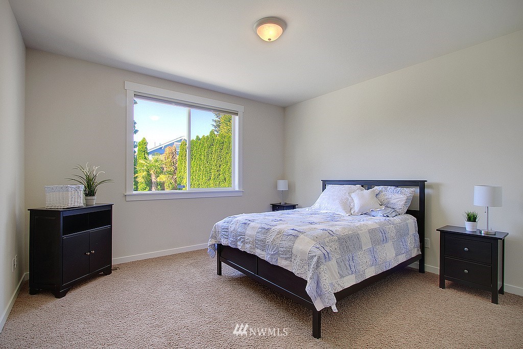 2414 Northeast 22nd Street Renton, WA 98056 - Photo 11 of 25 Gallery Image 11