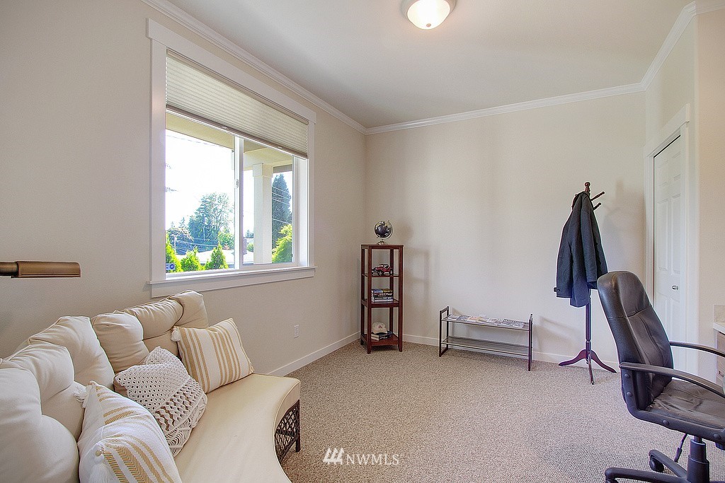 2414 Northeast 22nd Street Renton, WA 98056 - Photo 19 of 25 Gallery Image 19