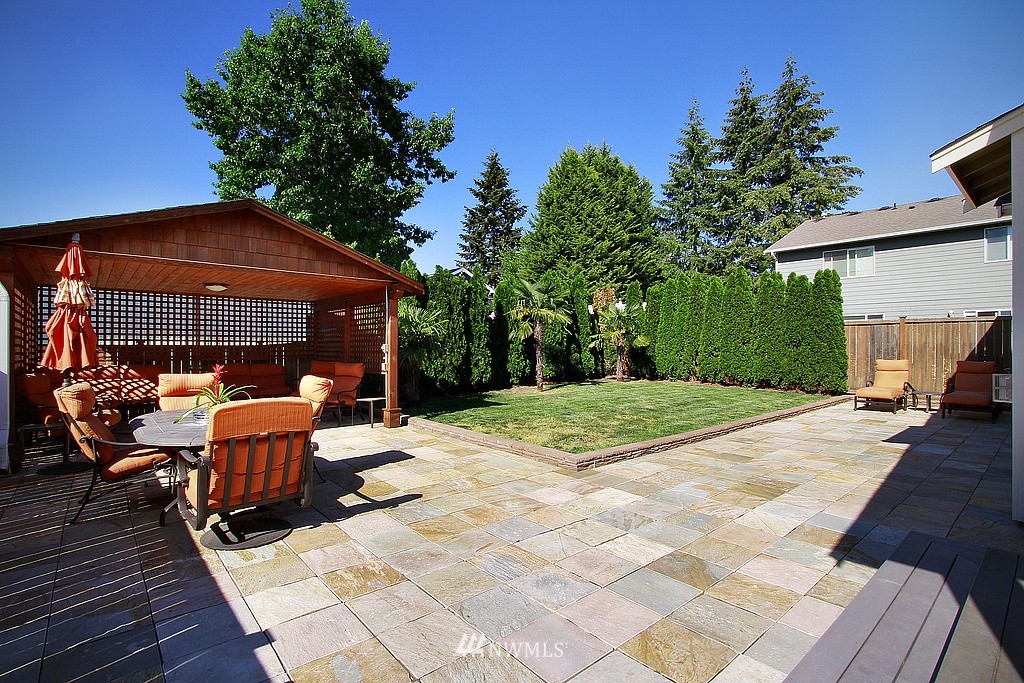 2414 Northeast 22nd Street Renton, WA 98056 - Photo 24 of 25 Gallery Image 24