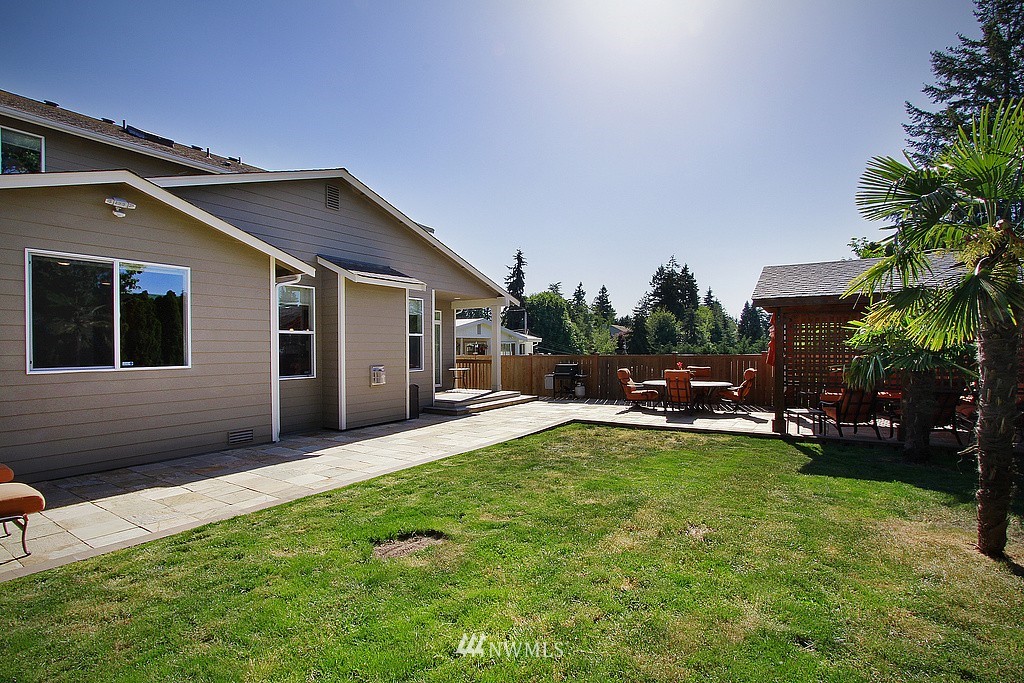 2414 Northeast 22nd Street Renton, WA 98056 - Photo 25 of 25 Gallery Image 25