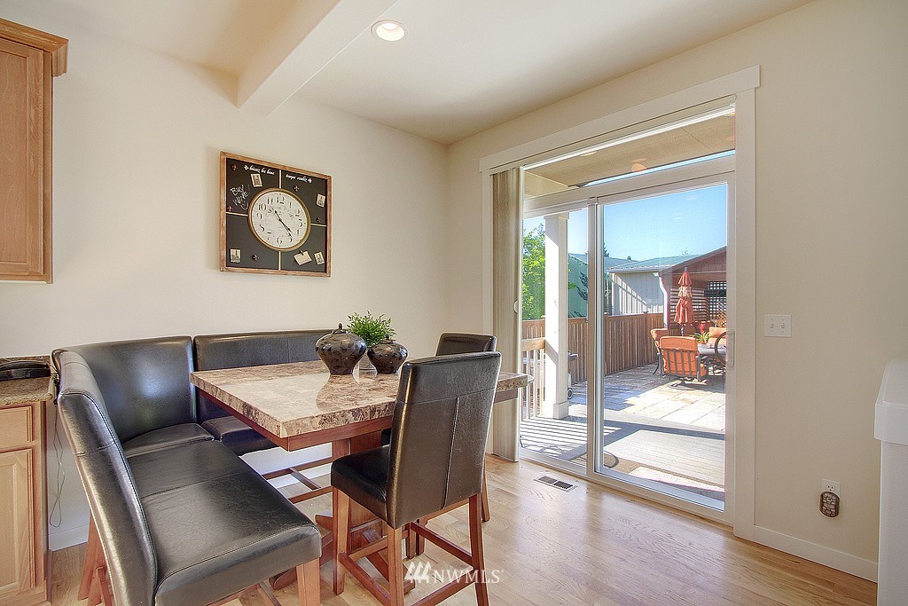 2414 Northeast 22nd Street Renton, WA 98056 - Photo 5 of 25 Gallery Image 5
