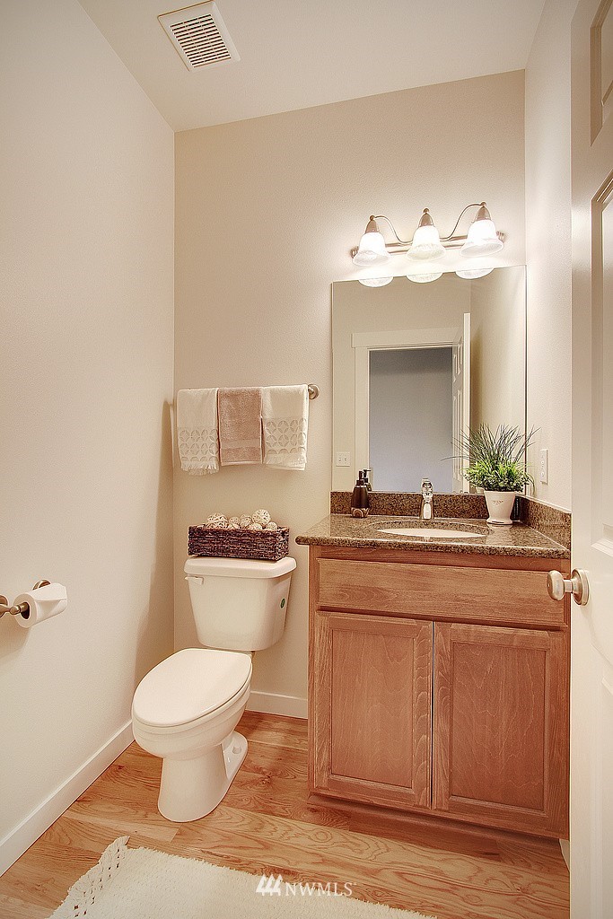 2414 Northeast 22nd Street Renton, WA 98056 - Photo 9 of 25 Gallery Image 9